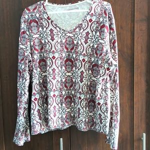 Ladies long sleeve top